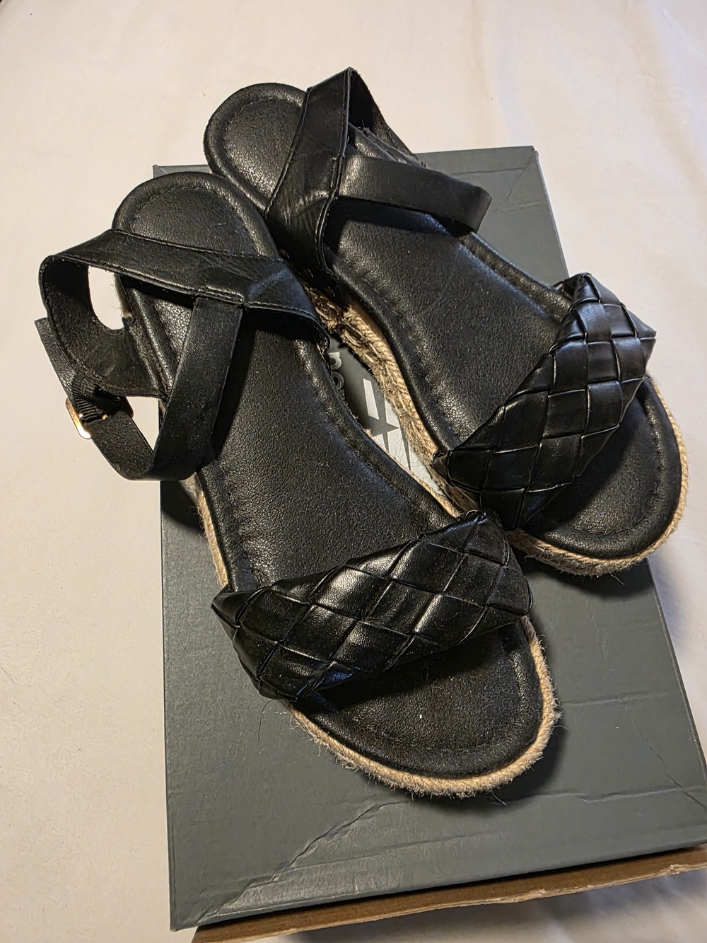 Black Woven Strap Women's Sandals